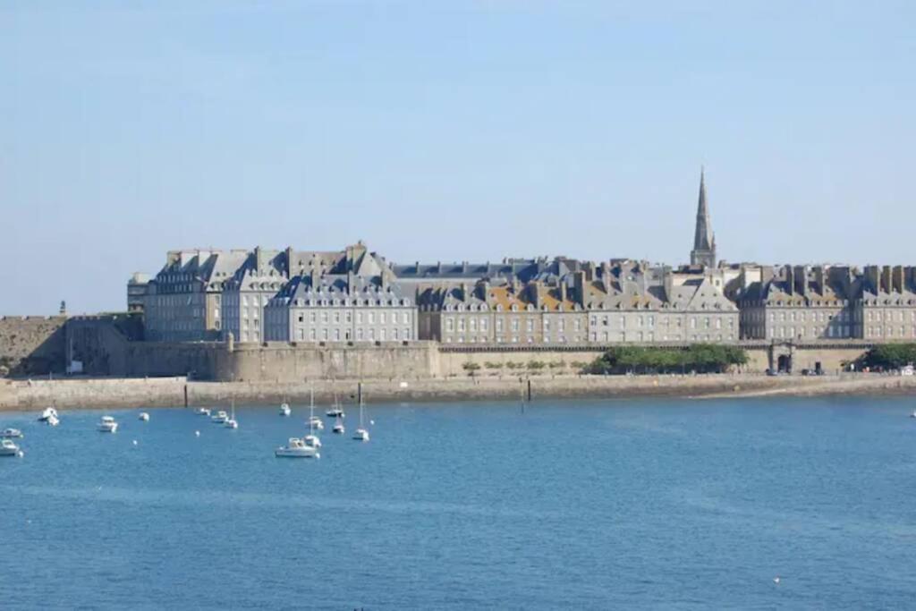 Joe Bay Lägenhet Saint-Malo Exteriör bild